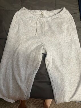SKIMS grey sweatpants